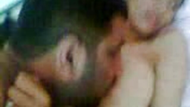 HD :  Amatørpar besluttede at lave en aftenvideo med noget seksuelt sjov Gratis porno film 
